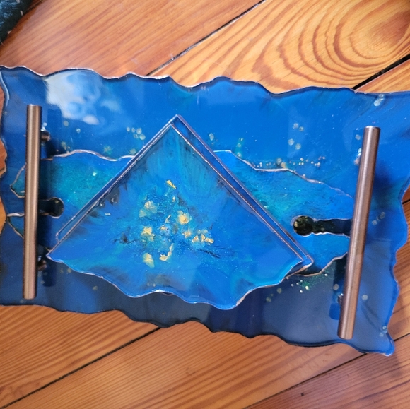 Blue gold custom resin tray coaster and wine glass holder set bundle - Picture 6 of 11